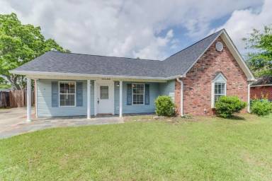 Main picture of 14160 Maple Ct