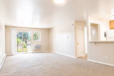 Main picture of McKenzie Apartments
