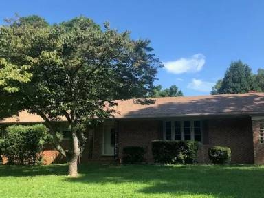Main picture of 1812 Ashley Dr