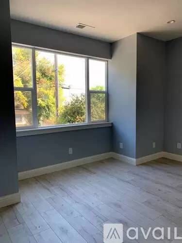 Main picture of 435 S 7th St