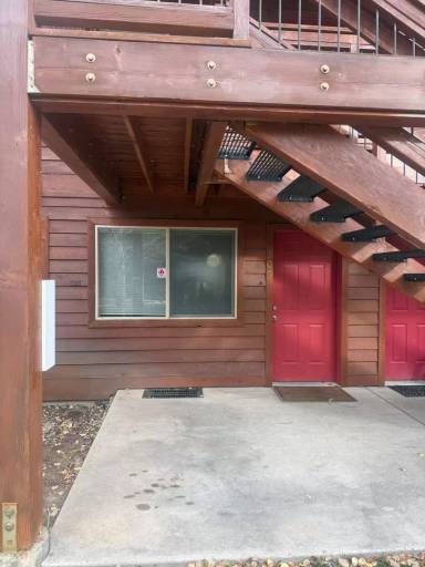 Main picture of 220 E Homestead Rd