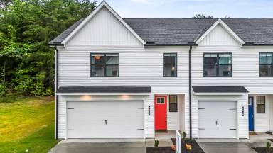 Main picture of 1805 Bennett Village Dr