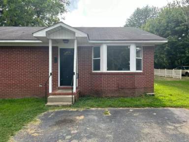 Main picture of 201A Avalon St