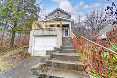 Main picture of 2307 Center St