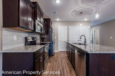 Main picture of 524 Shady Oak Dr