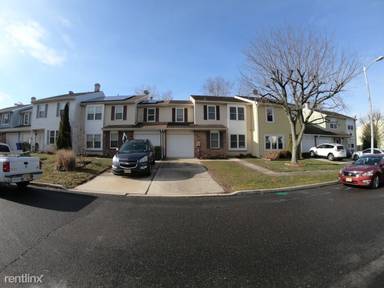 Main picture of 206 Lafayette Dr