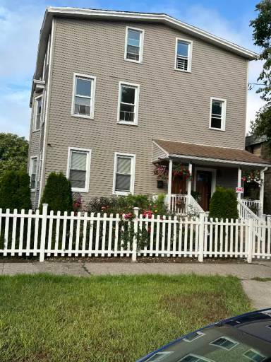 Main picture of 1605 Park Ave