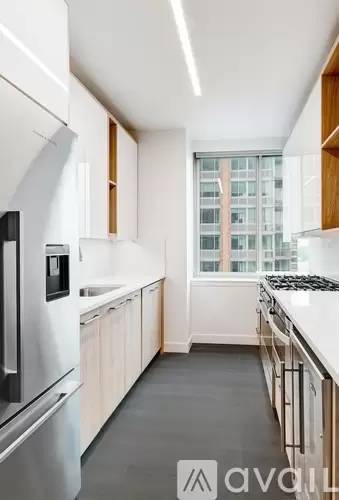 Main picture of 101 West End Ave Apartments