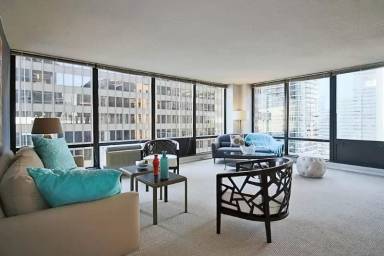 Main picture of 235 E Wacker Dr