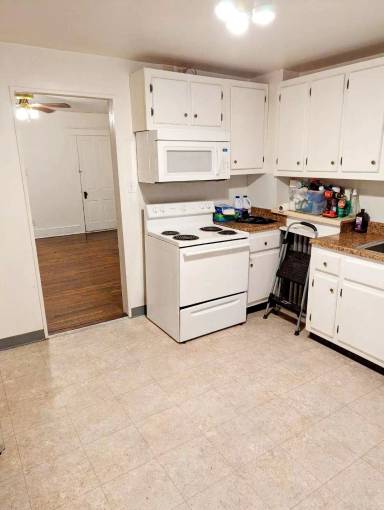 Main picture of 204 Brisbin St