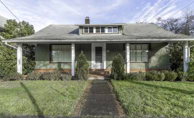 Main picture of 263 W 13th Ave
