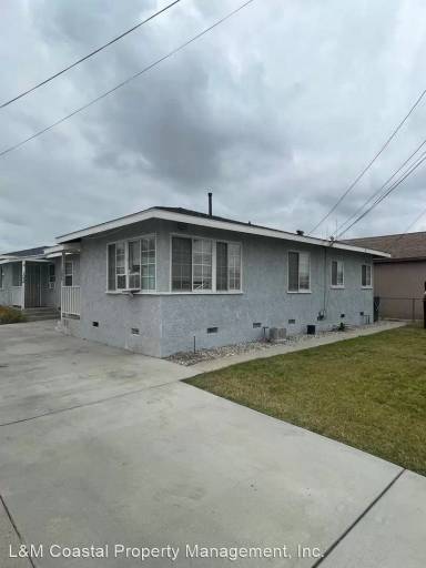 Main picture of 105 Turner Ave