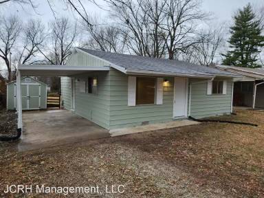 Main picture of 2612 W Madison St