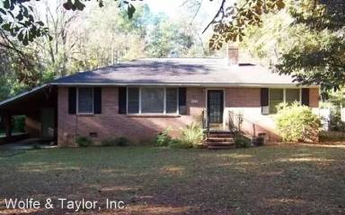 Main picture of 925 Laurel Crest Dr