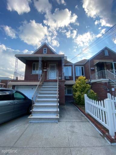 Main picture of 2011 Colden Ave