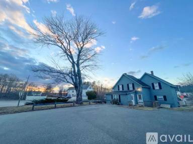 Main picture of 77 Main St