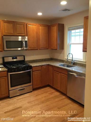 Main picture of 23 Quimby St