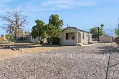 Main picture of 1105 N Patricio St
