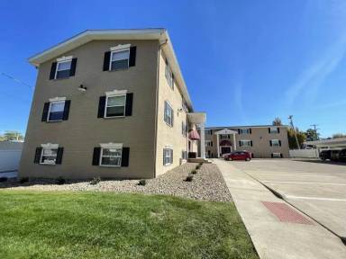 Main picture of Elmwood Court