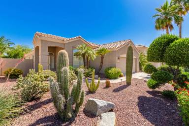 Main picture of 7251 E Lomita Ave