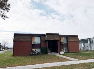 Main picture of 2554 S Lake Park Cir