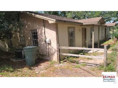Main picture of 5409 E Shore Dr