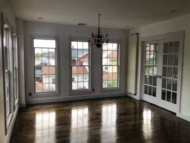 Main picture of 642 Delafield Ave