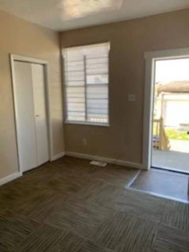 Main picture of 3324 Ward St