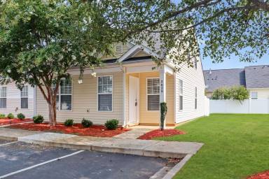 Main picture of 2029 Shady Pond Dr