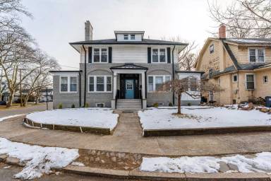 Main picture of 94-96 Montrose Street - 1