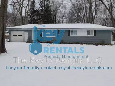 Main picture of 32 Crystal Springs Ln