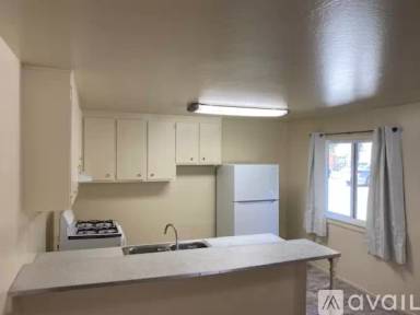 Main picture of 3106 Crescent Ave