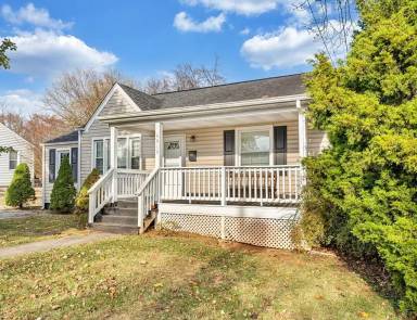 Main picture of 4915 Hildebrand Rd NW