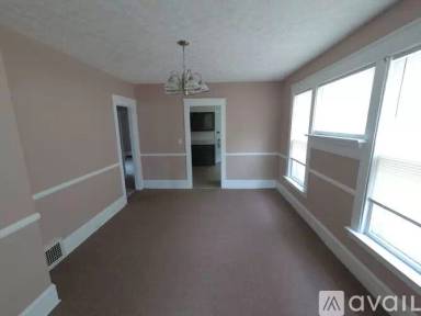 Main picture of 1026 W 30th St