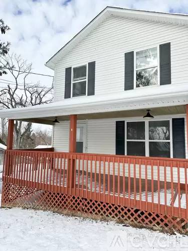 Main picture of 10 Delta St