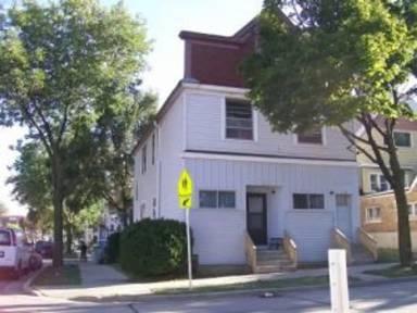 Main picture of 2339 W Mitchell St