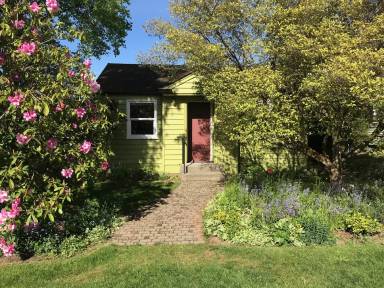 Main picture of 10235 37th Ave SW