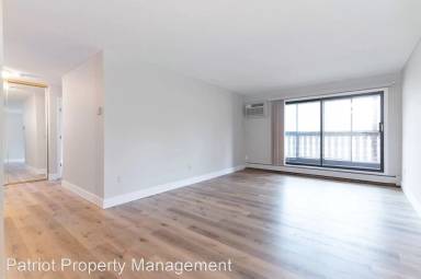 Main picture of 3399 Kent St