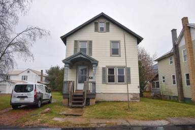 Main picture of 22 Main St