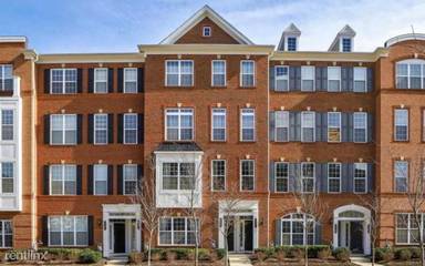 Main picture of 23485 Aldie Manor Ter