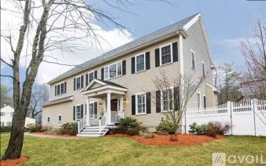 Main picture of 73 Edgemoor Ave