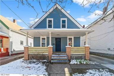 Main picture of 3417 W 47th St