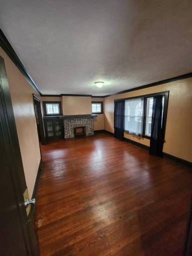Main picture of 1292 E 137th St