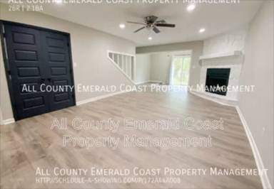 Main picture of 34 Court Dr