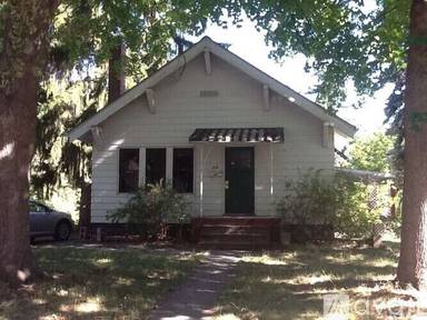 Main picture of 810 NE Michigan St