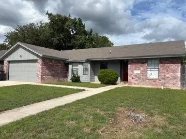 Main picture of 2404 Hidden Hill Dr