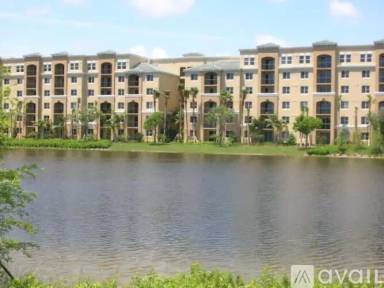 Main picture of Vizcaya Lakes at Renaissance Commons