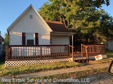 Main picture of 2007 E Stuart St