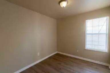 Main picture of 1031 Crossing Brook Way