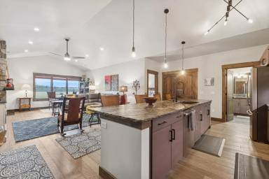 Main picture of 6207 Davos Ln